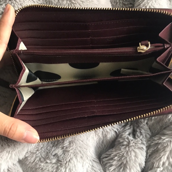 Kate Spade Cedar Street Lacey zip around Wallet - Picture 5 of 7